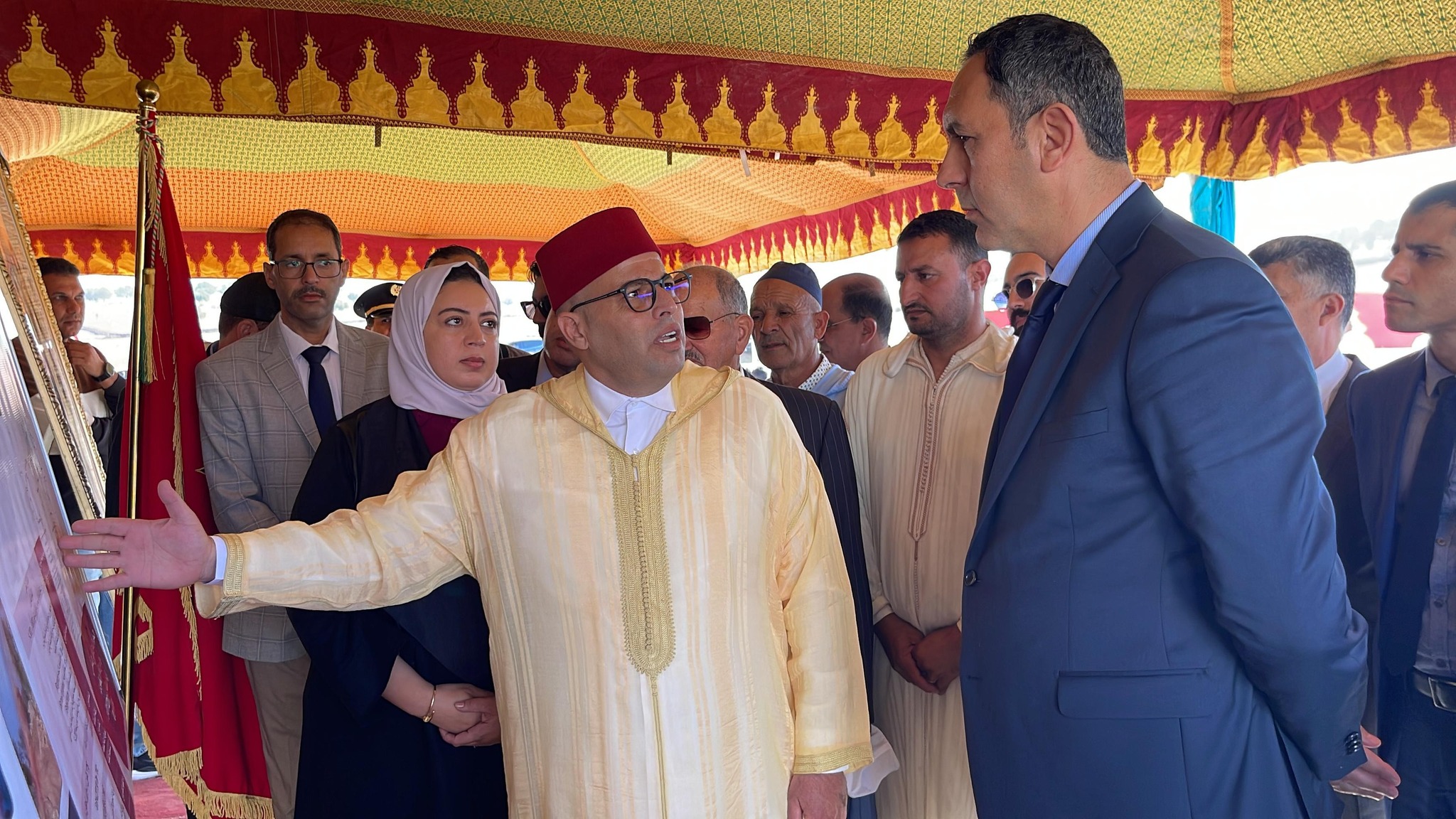 رشيد عامل الصويرة يدشن مشروع تزويد دواوير مجاورة لمركز تمنار بالماء الشروب +صور