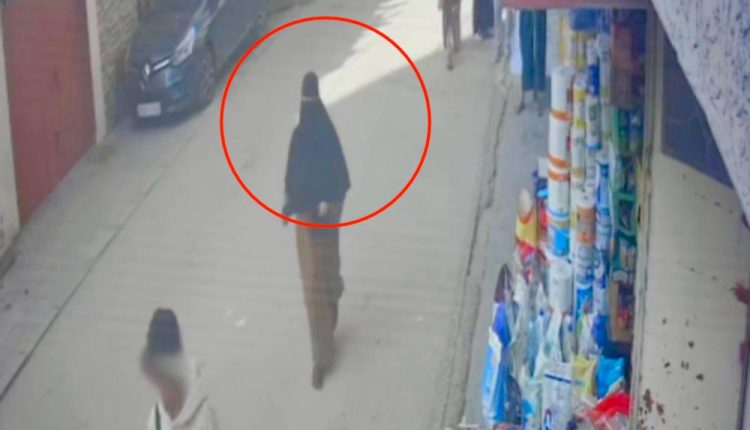 خطير.. بعدما اطمأنت إليها وأدخلتها لمنزلها.. ملثمة تخدّر مسنّة ثم تسطو على 11 مليون