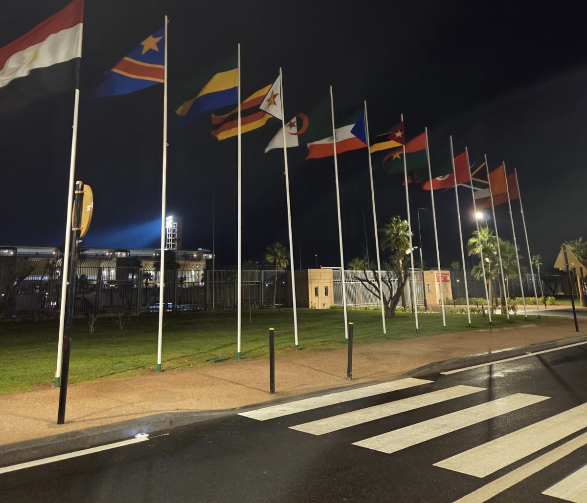 مراكش تتزين لاستقبال “كان 2025”.. المدينة ترتدي حلتها الإفريقية واللمسات الأخيرة على الملعب الكبير