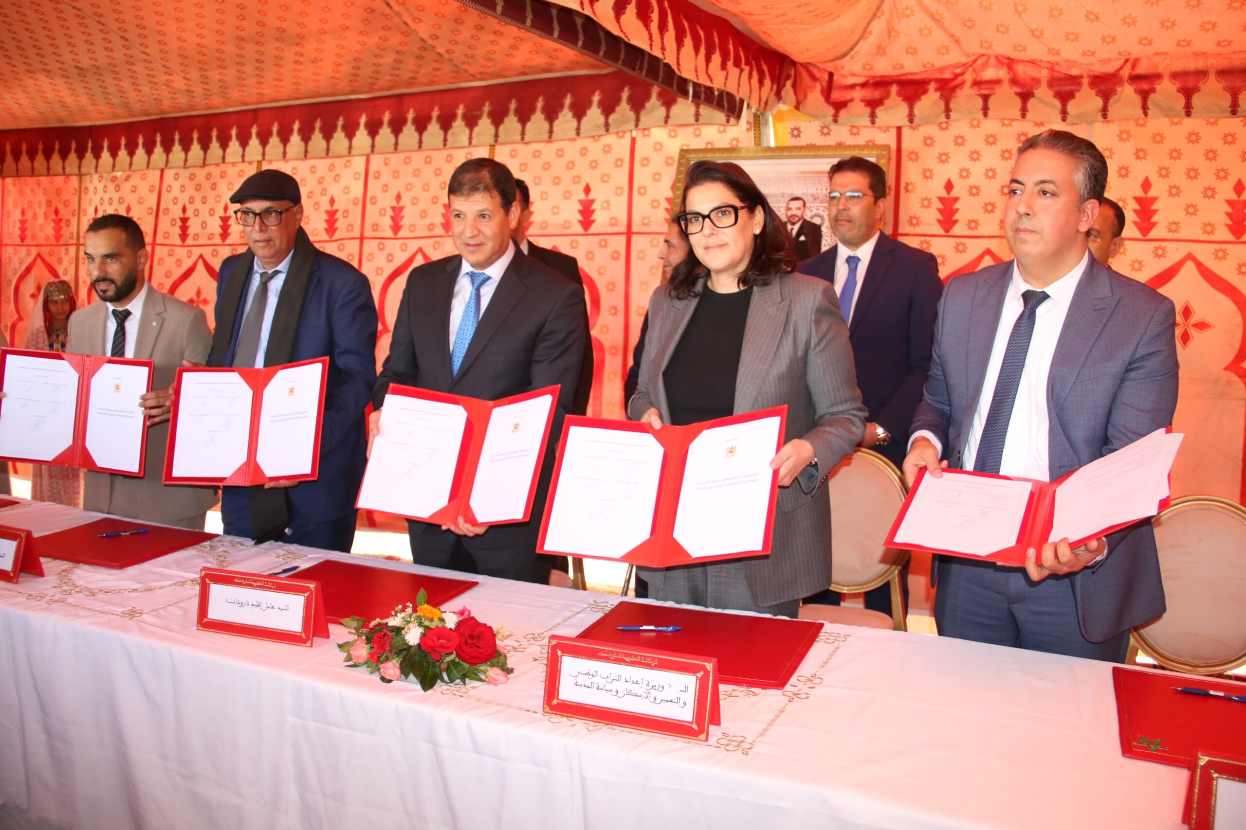 الوزيرة المنصوري تشرف على إعطاء انطلاقة قافلة التعمير والإسكان بالعالم القروي 