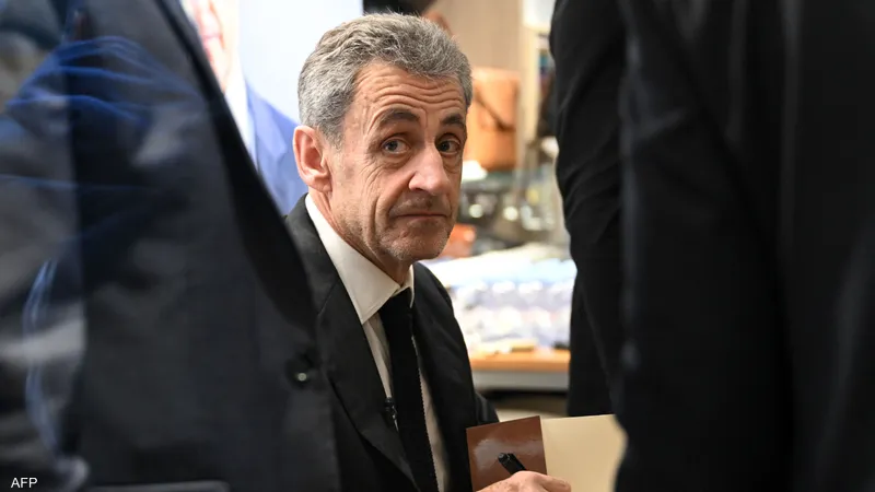 ساركوزي قد يمثل أمام القضاء مجددا بشبهة التلاعب بالشهود