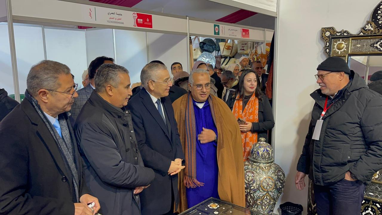 والي جهة مراكش-آسفي يزور المعرض الجهوي للصناعة التقليدية