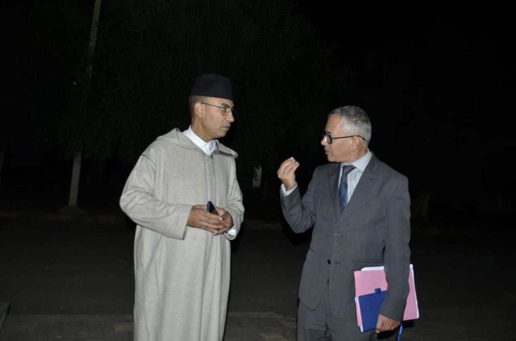 عامل إقليم الحوز يُباغت “أوريكا” بزيارة ليلية ثانية لتفقد سير المرافق والخدمات