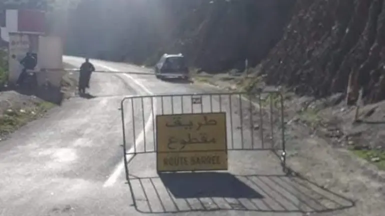 احترازاً من مخاطر الثلوج.. إغلاق طرق أوكايمدن وسيتي فاضمة بقرار أمني