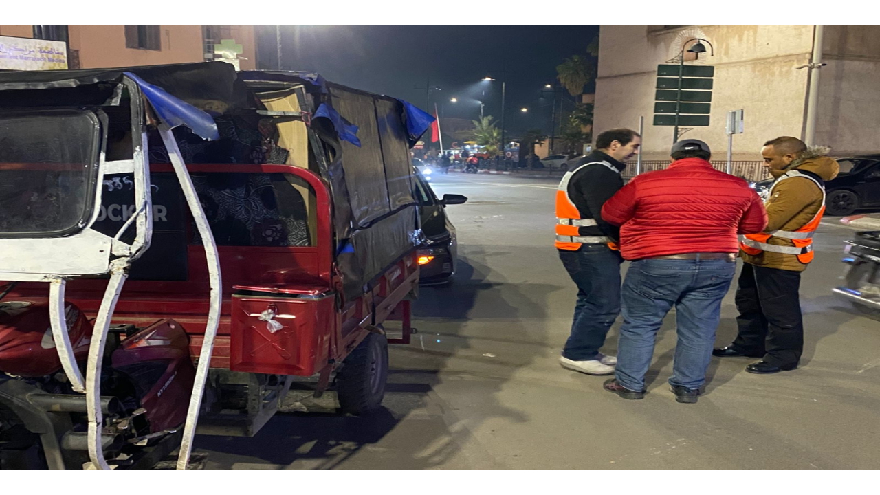 4 جرحى في اصطدام بين سيارة ودراجة ثلاثية العجلات بمراكش