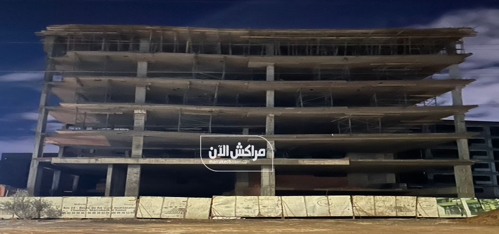 مراكش.. شبح “الظلام” يخيم على جليز ليلة رأس السنة بسبب تصدعات خطيرة بعمارة في “عين مزوار”