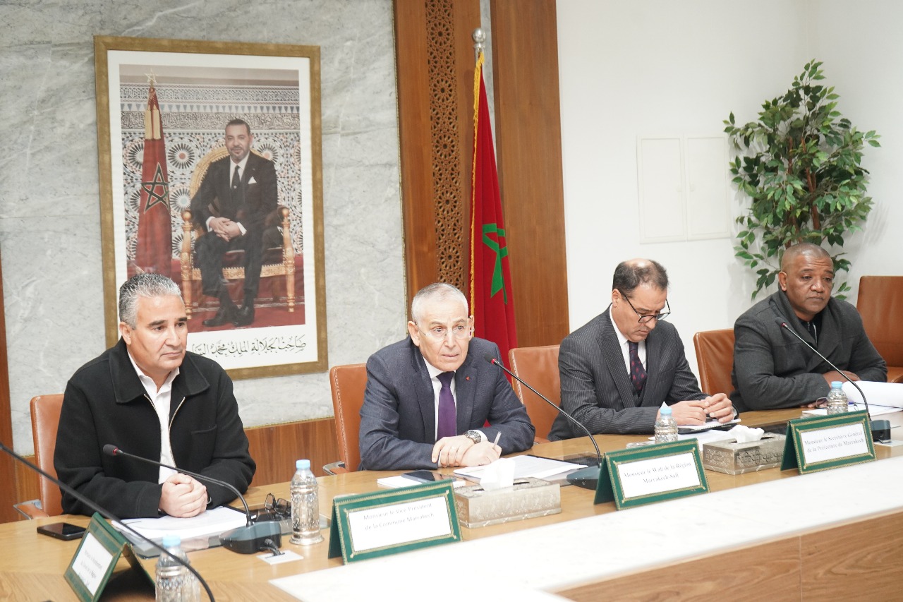 والي مراكش يُتابع تقدم “تثمين المدينة العتيقة”.. تركيز على الآجال وحماية الهوية التاريخية للمدينة الحمراء