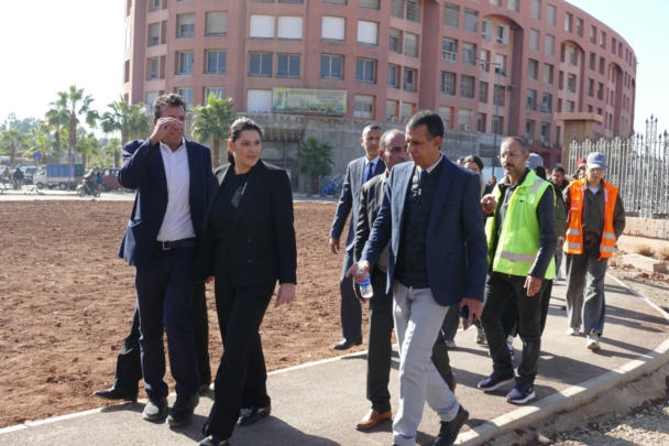 المنصوري عمدة مراكش تتابع تهيئة الشوارع الكبرى وتأهيل ساحة جامع الفنا