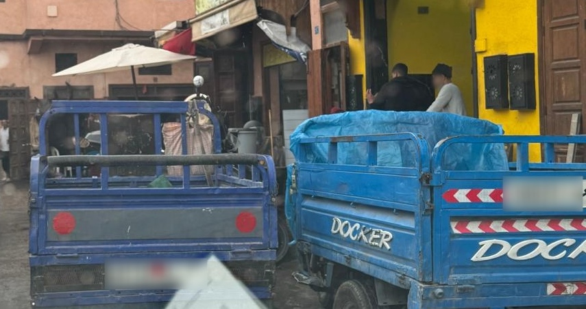 فوضى “التريبورتورات” والوقوف المزدوج تخنق حي بوطويل بباب دكالة.. والساكنة تطالب بالتدخل