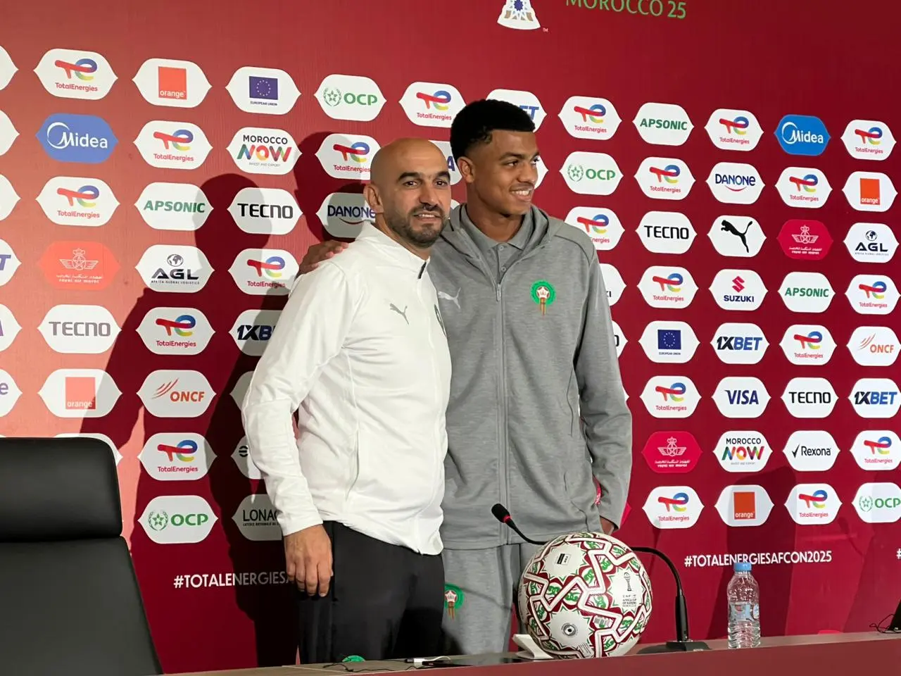 الركراكي يُشيد بموهبة “آيت بودلال” ويؤكد: “نظرتنا للمستقبل كانت صائبة”