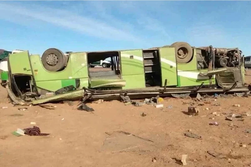 14 قتيلا و34 جريحا في حادث انقلاب حافلة لنقل المسافرين