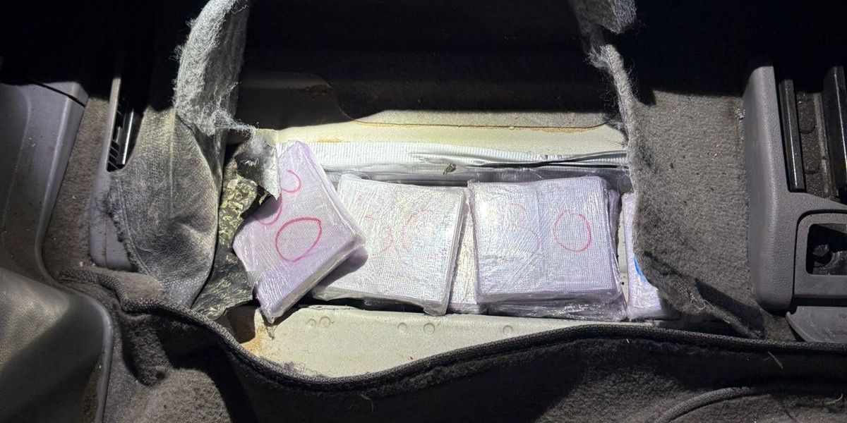 اعتقال مغربي بمعبر باب سبتة بحوزته 55 كلغ من الحشيش