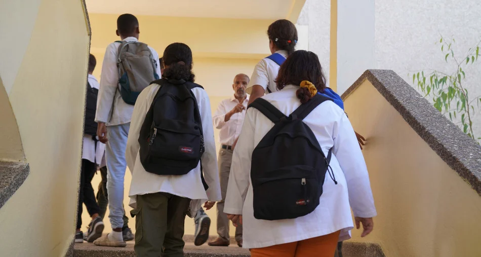 وزارة التربية تدعو إلى توقيف الدراسة في مناطق الاضطرابات المناخية