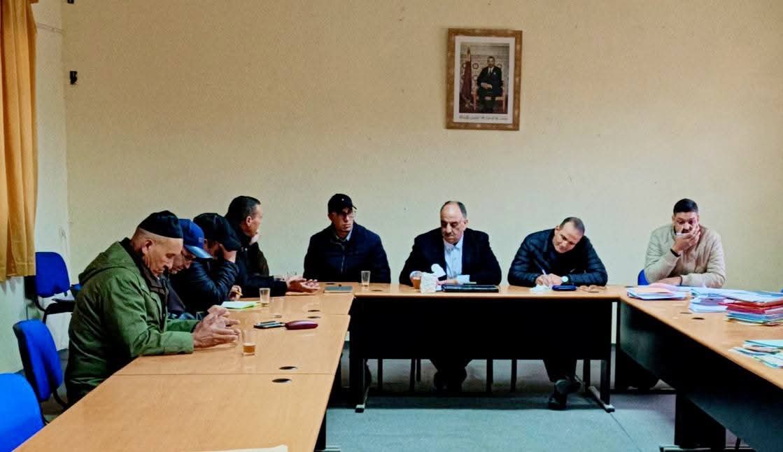 مكتب الفضاء الإقليمي للجمعيات بالحوز يعقد اجتماعاً لتتبع الإصلاحات وبرمجة لقاءات تواصلية بالإقليم