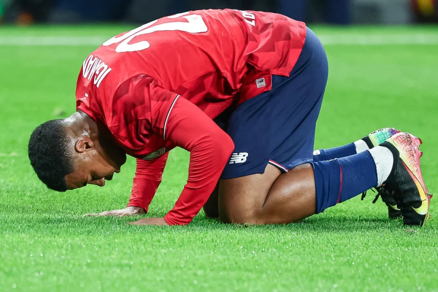 قبل أسبوعين على الكان.. فحوص طبية لتحديد مدة غياب حمزة إيكمان