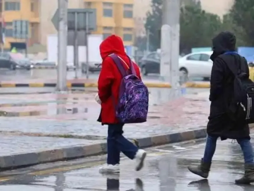 سوء الأحوال الجوية يعلق الدراسة بشفشاون