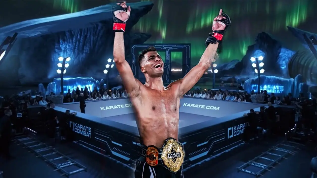 المقاتل المغربي أسامة عسلي ينتزع الحزام الذهبي لبطولة العالم في الفنون القتالية