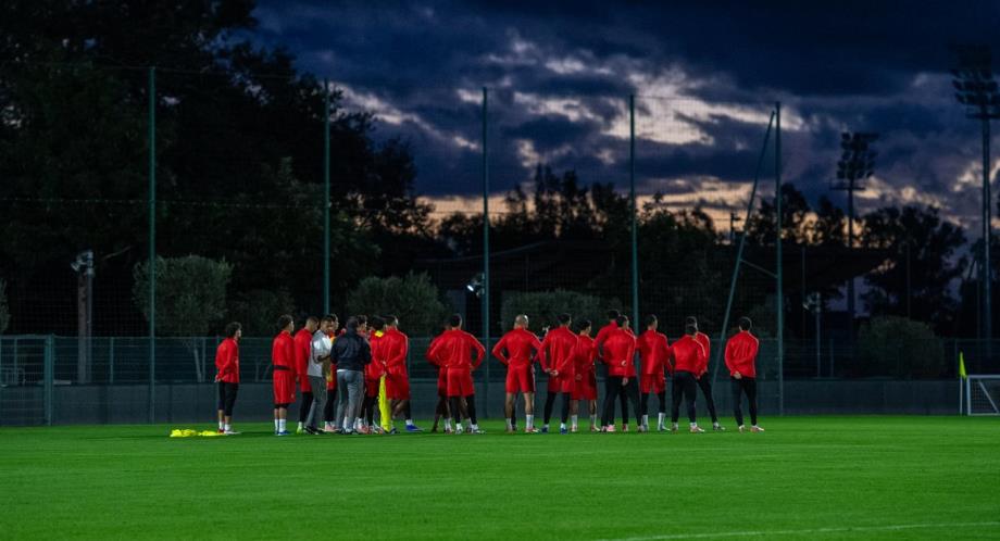 المنتخب الوطني يجري آخر حصة تدريبية قبل لقاء مالي