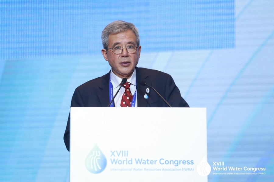 رئيس الجمعية الدولية للموارد المائية يبرز من مراكش ريادة المغرب في مجال تدبير الماء