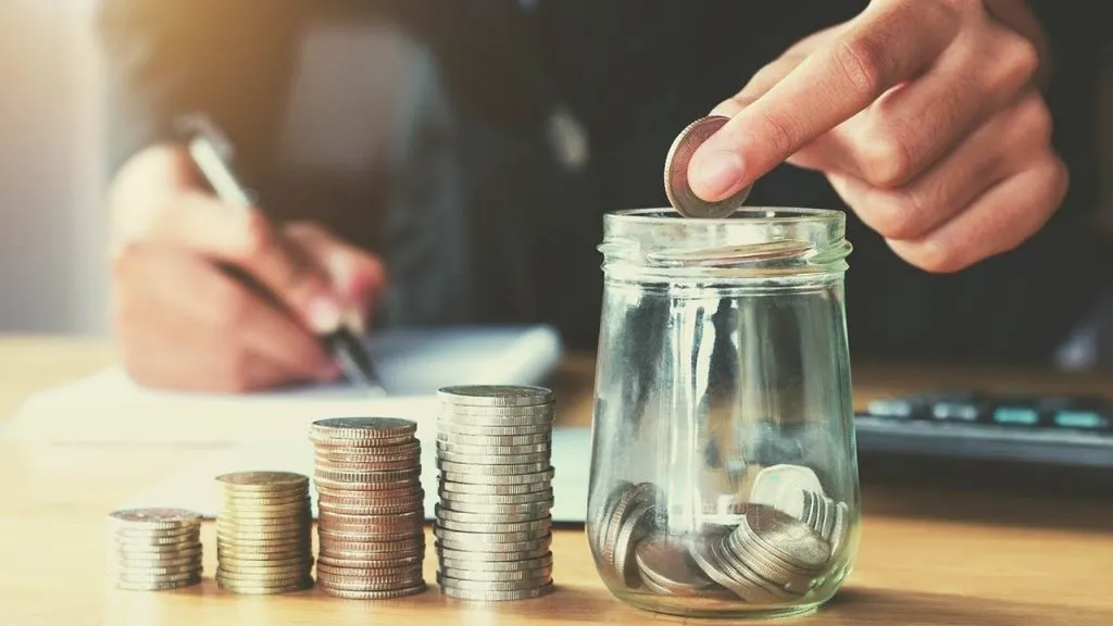 الادخار الوطني يستقر في 29,7% من الناتج الداخلي الإجمالي