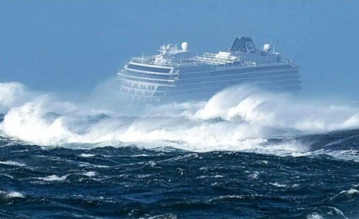 تعليق جديد للرحلات البحرية بين طريفة وطنجة بسبب سوء الأحوال الجوية