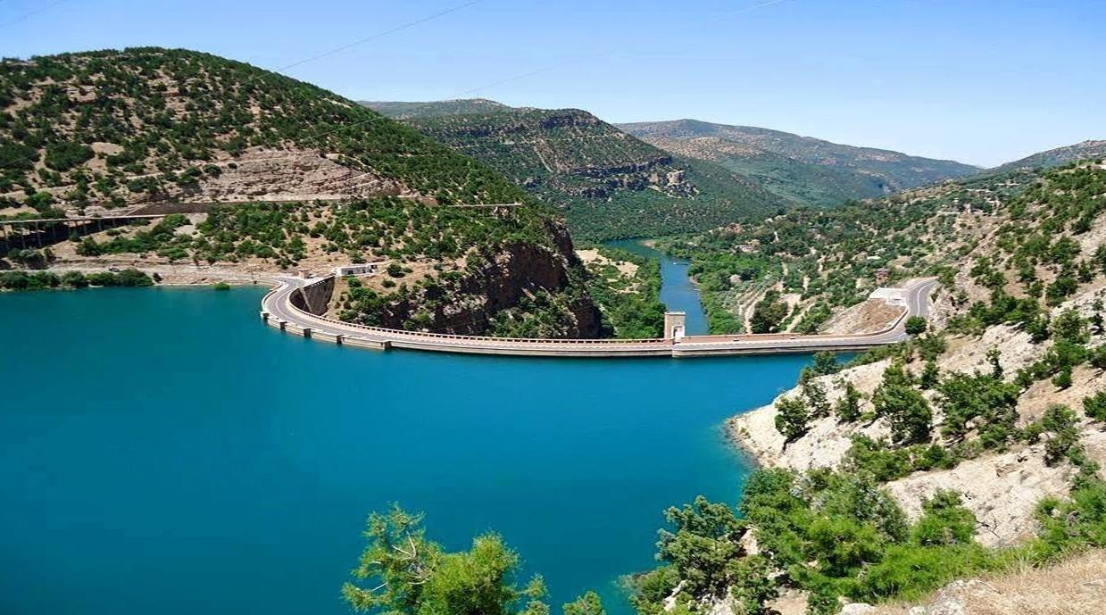 ارتفاع طفيف للموارد المائية بعدد من سدود المملكة خلال 24 ساعة الماضية