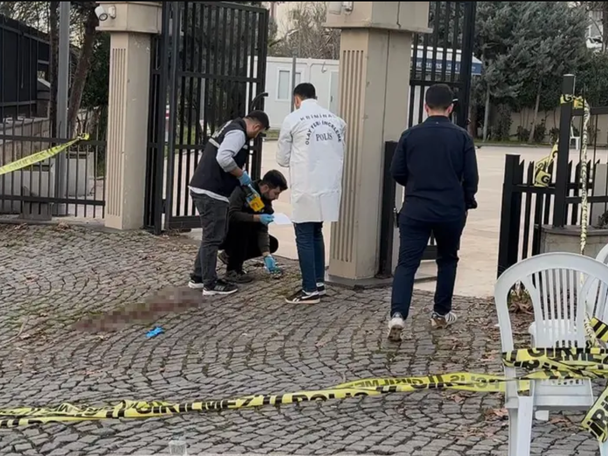 شقيق يقتل أخاه داخل المسجد أثناء تشييع جنازة والدتهما