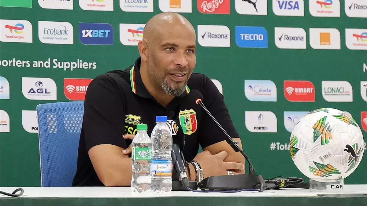 مدرب نيجيريا: كنت سأعتزل التدريب لو خسرت أمام مصر