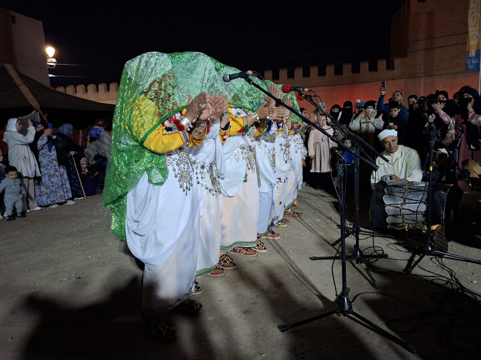 بمناسبة رأس السنة الأمازيغية.. انطلاق فعاليات النسخة الرابعة من “تيفلوين” بتزنيت +صور