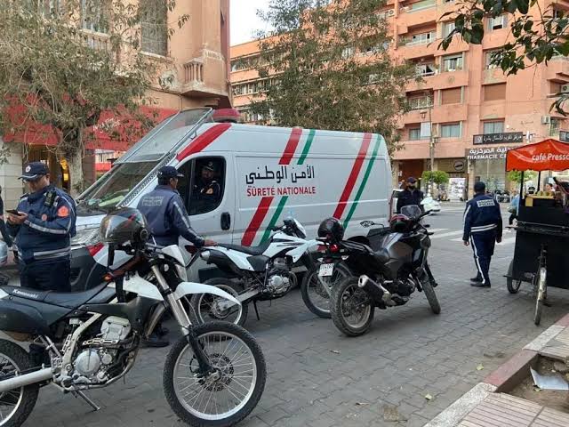 أمن مراكش يعتقل شخصين ويحجز 695 قرصا مهلوسا