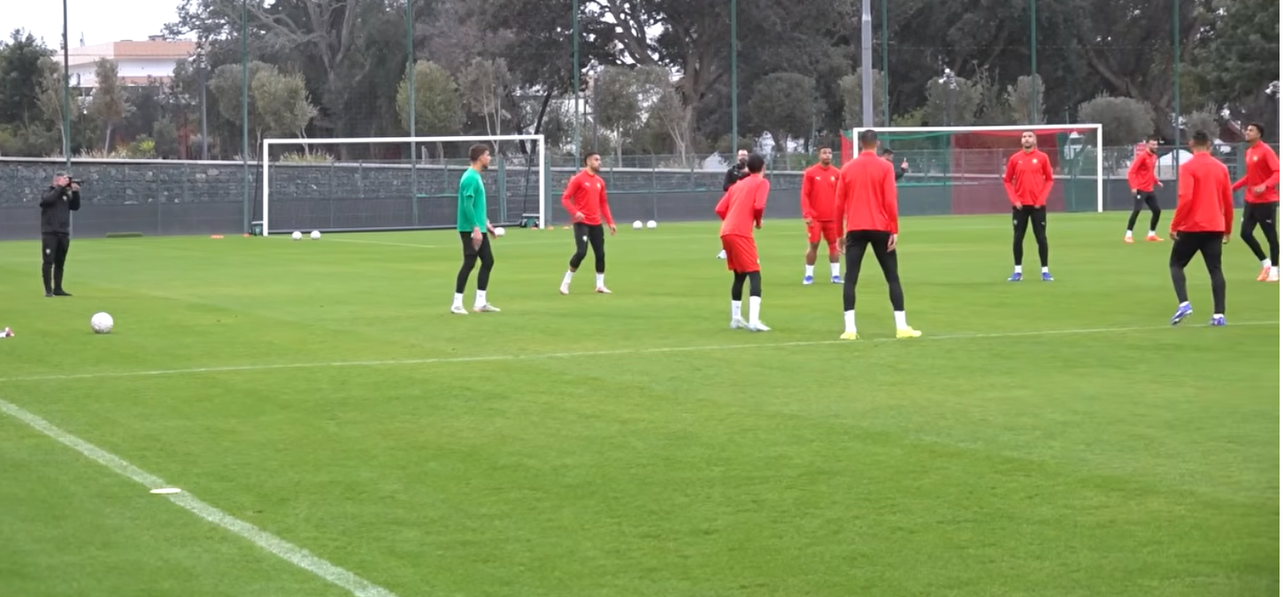 كان 2025.. آخر حصة تدريبية للأسود استعدادا لمواجهة نيجيريا