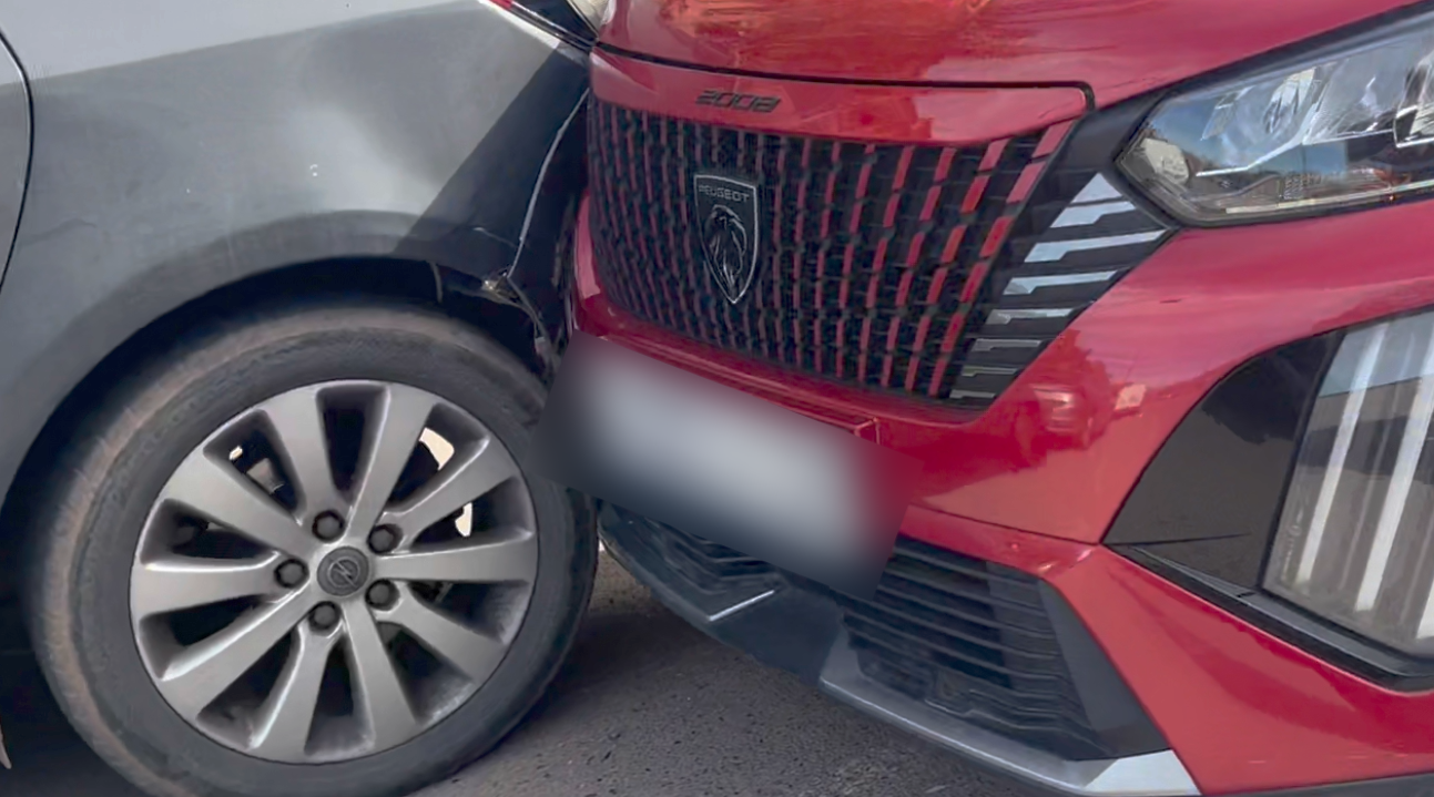 بالفيديو.. حادث اصطدام تسلسلي يلحق خسائر بأربع سيارات بمراكش