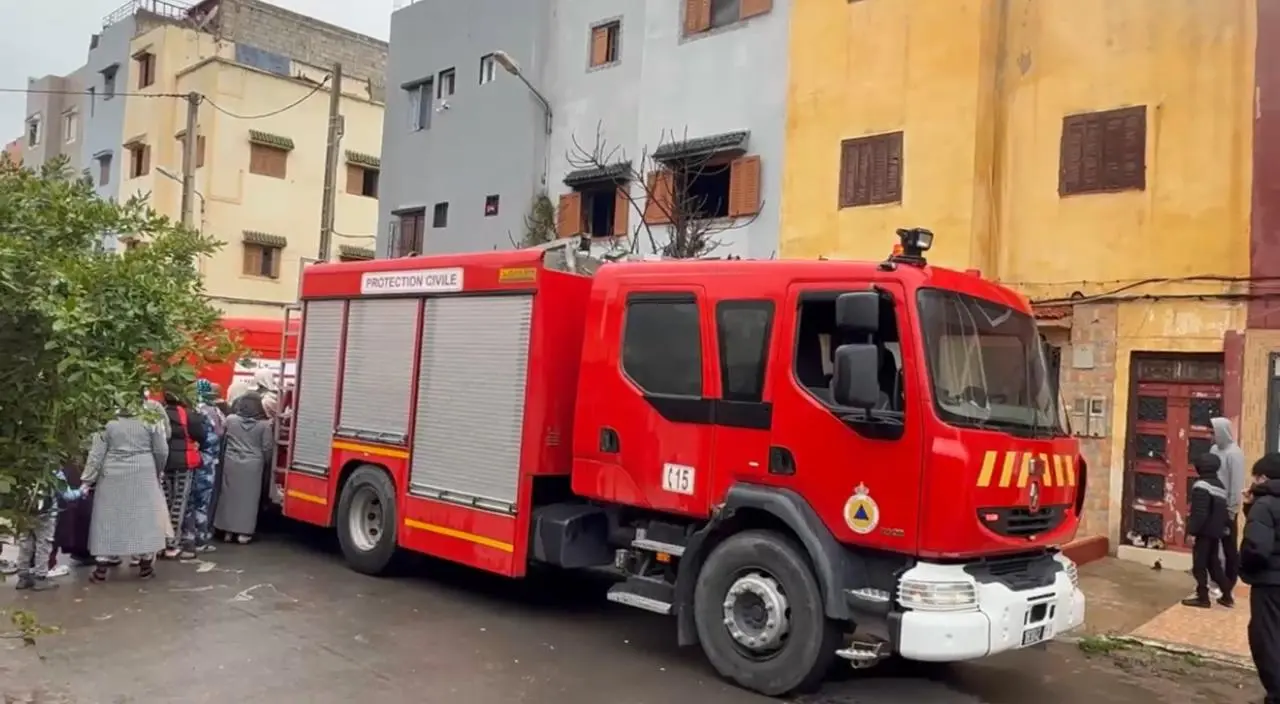 المحمدية.. “شاحن هاتف” يشعل حريقاً ويخطف حياة مراهق حاول إنقاذ جاره