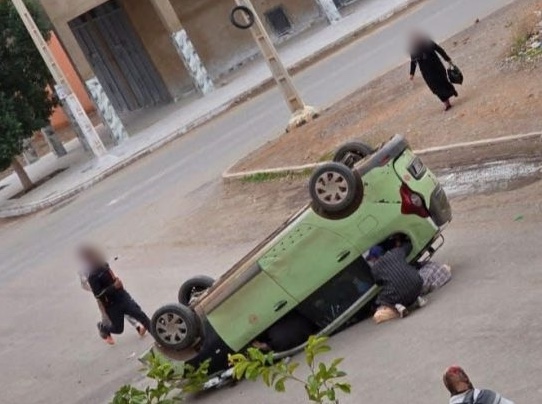 انقلاب سيارة أجرة بقلعة السراغنة