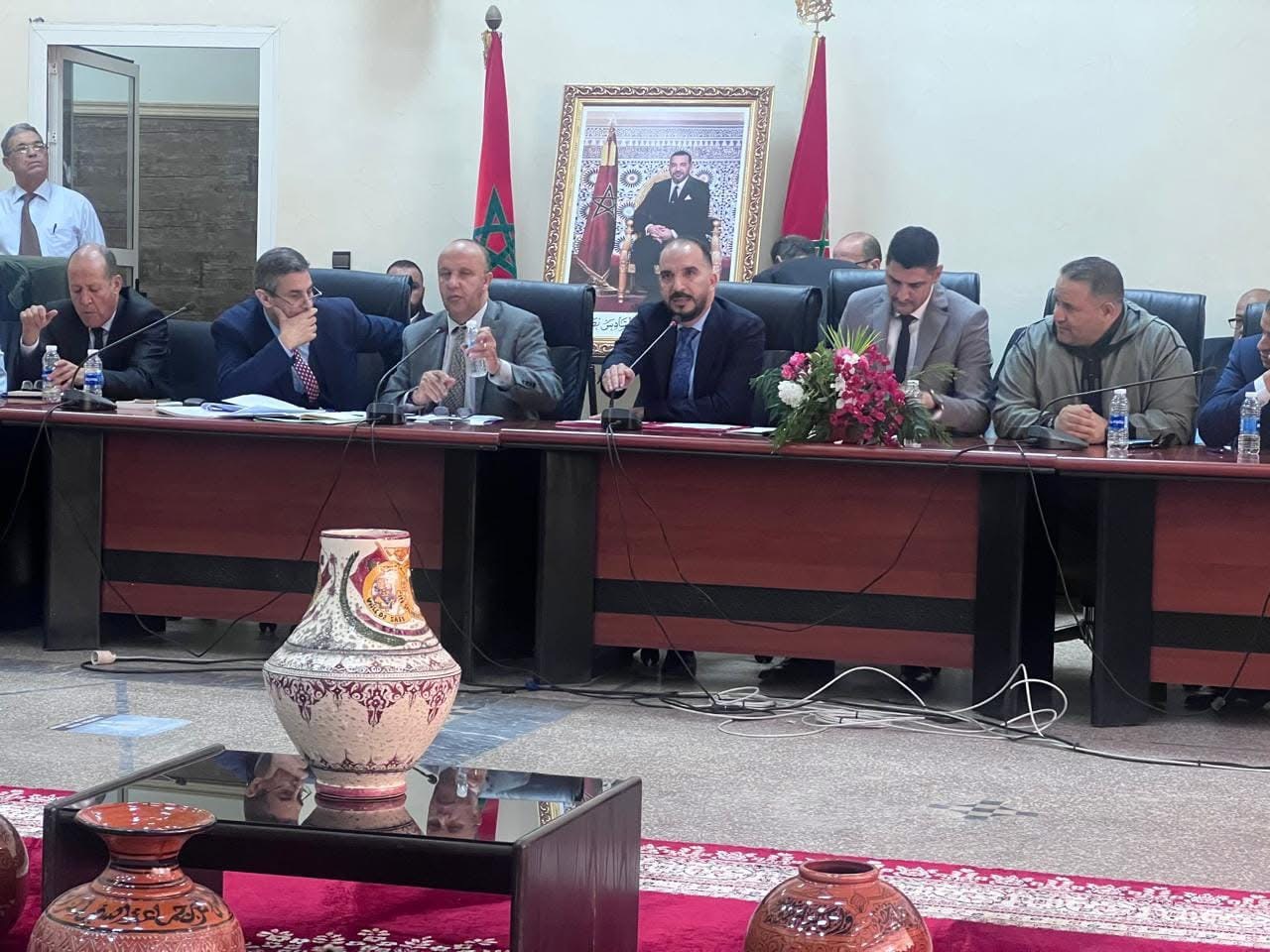 جماعة أسفي تخرج عن صمتها وتفند مزاعم “استفادة منتخبين” من هبات فرنسية