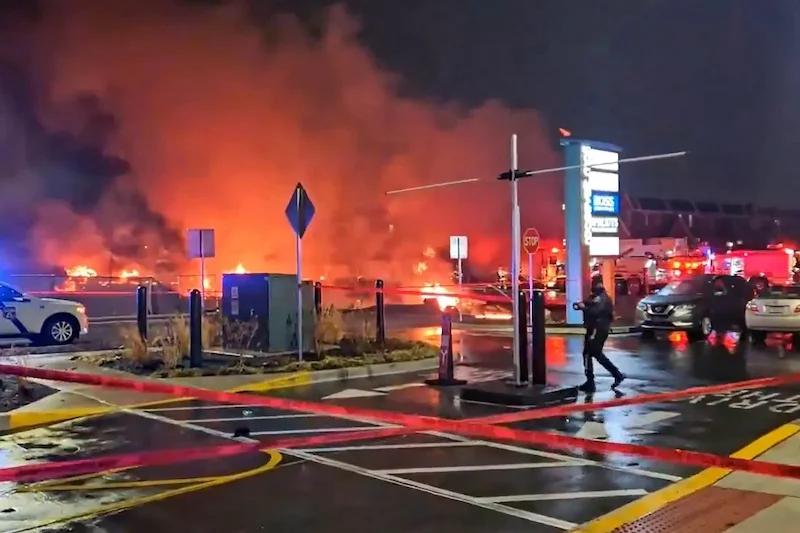 مصرع 8 ركاب في حادث تحطم طائرة أثناء إقلاعها