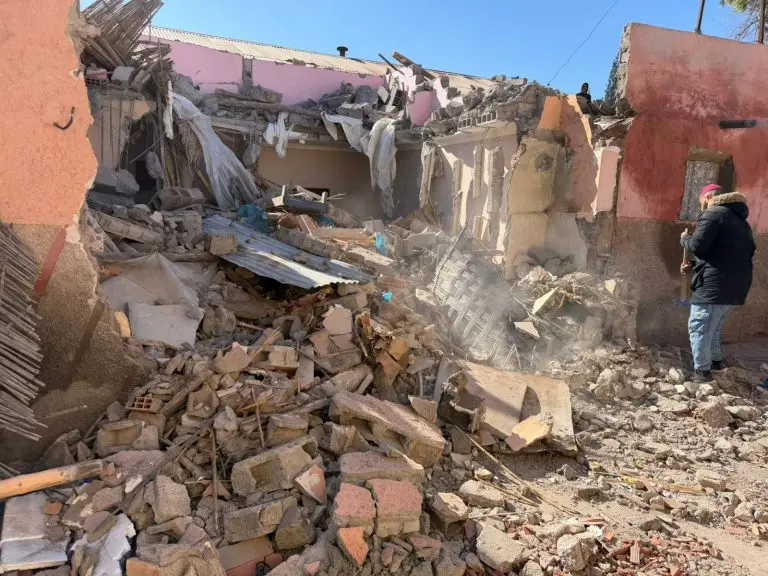 استمرار عمليات إزالة السكن غير اللائق بدوار “السبايس” وتواصل برنامج إعادة الإيواء مراكش