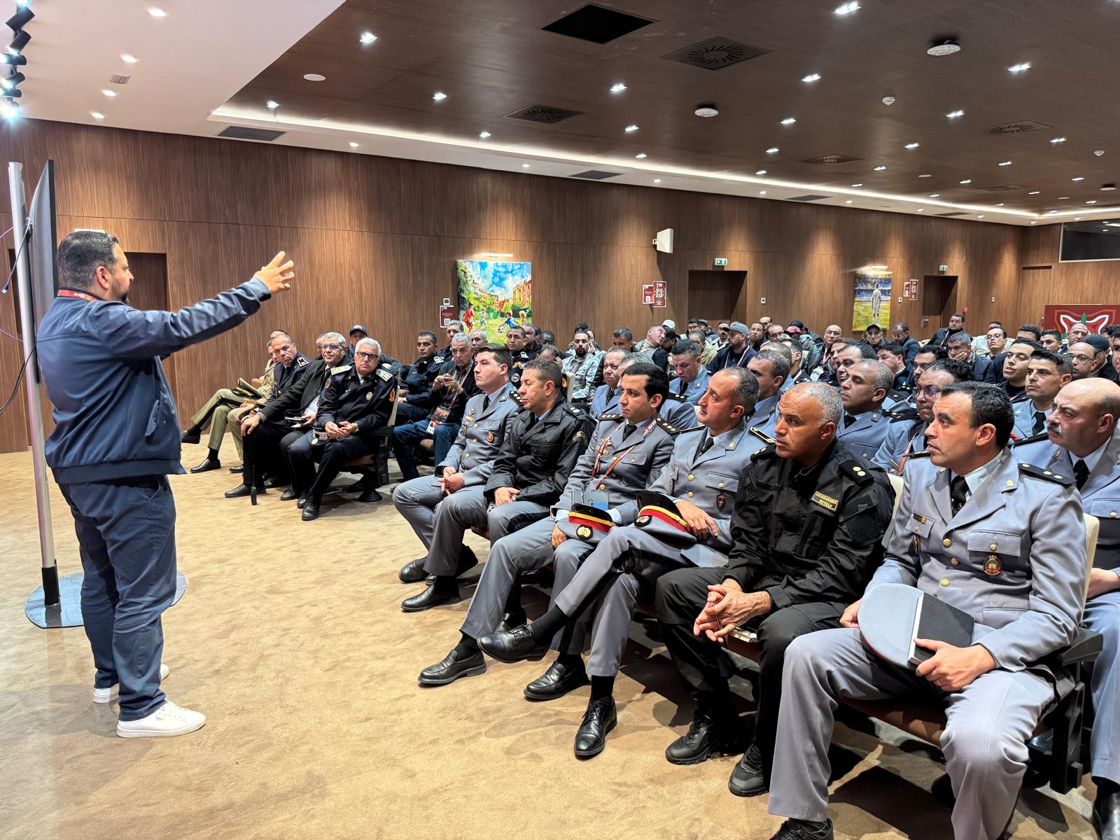 بخبرات وطنية.. شركة الأمن الخاص المراكشية “سمارت سيكو” تؤمن ملاعب “الكان” بتنسيق وثيق مع السلطات