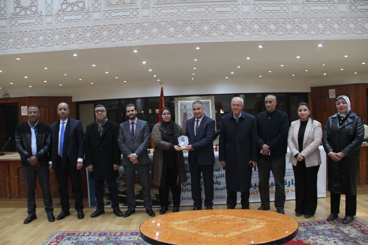 طلبة ماستر الحكامة الادارية وماستر القانوني الإداري في زيارة ميدانية لمجلس جماعة مراكش لمناقشة رقابة المجلس الجهوي للحسابات