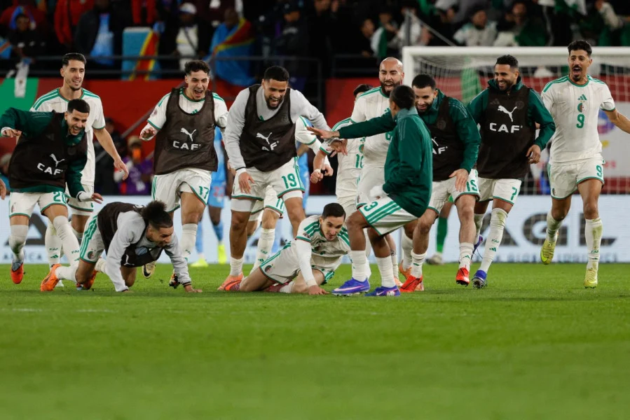 بشق الأنفس.. “محاربو الصحراء” يطيحون بالكونغو ويضربون موعداً مع نيجيريا في ربع نهائي الكان