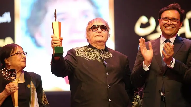 نقل الفنان المصري محيي إسماعيل إلى دار رعاية المسنين