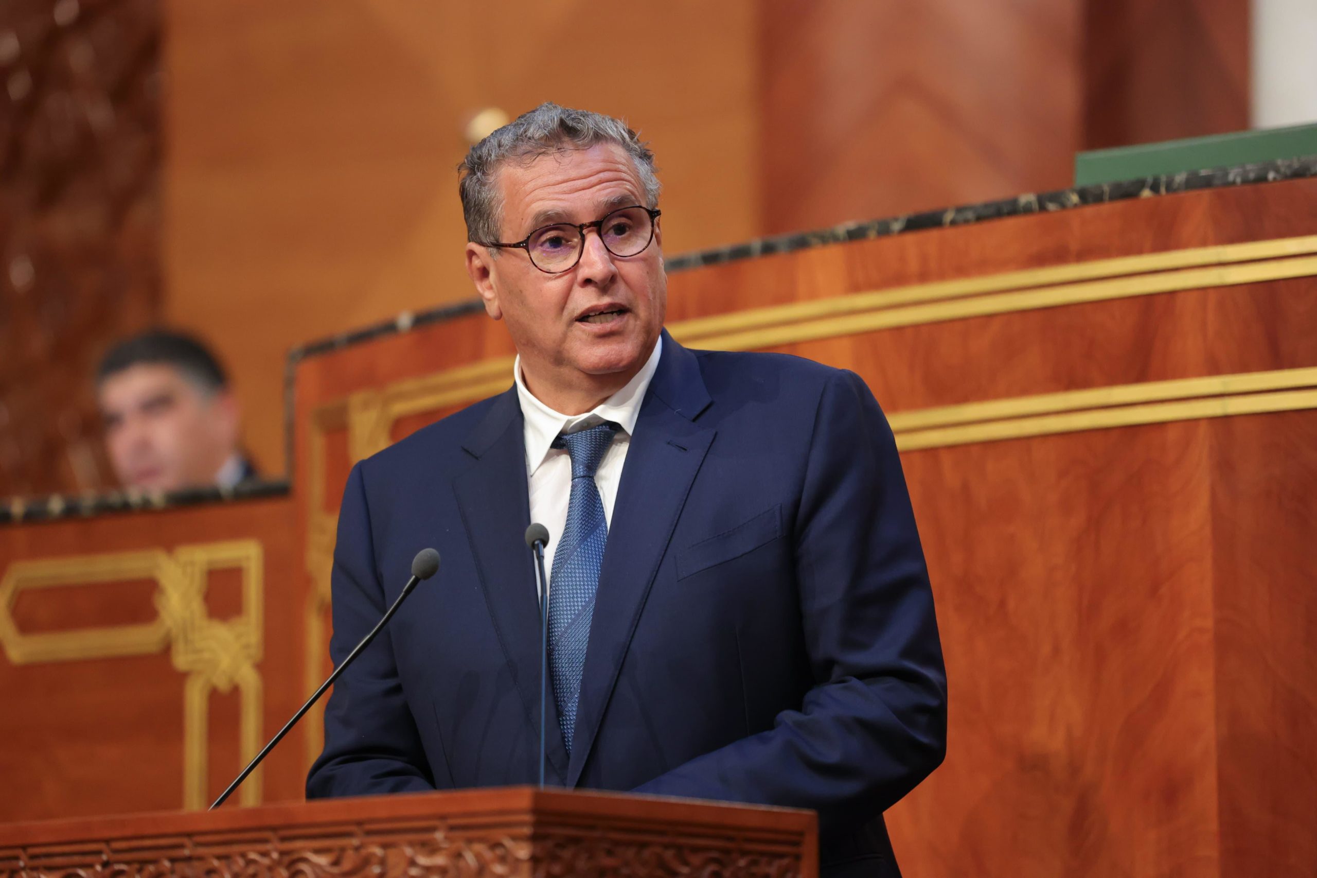 أخنوش من قبة البرلمان: إبراهيم دياز دخل قلوب المغاربة والمملكة نظمت “أنجح نسخة” في تاريخ الكان