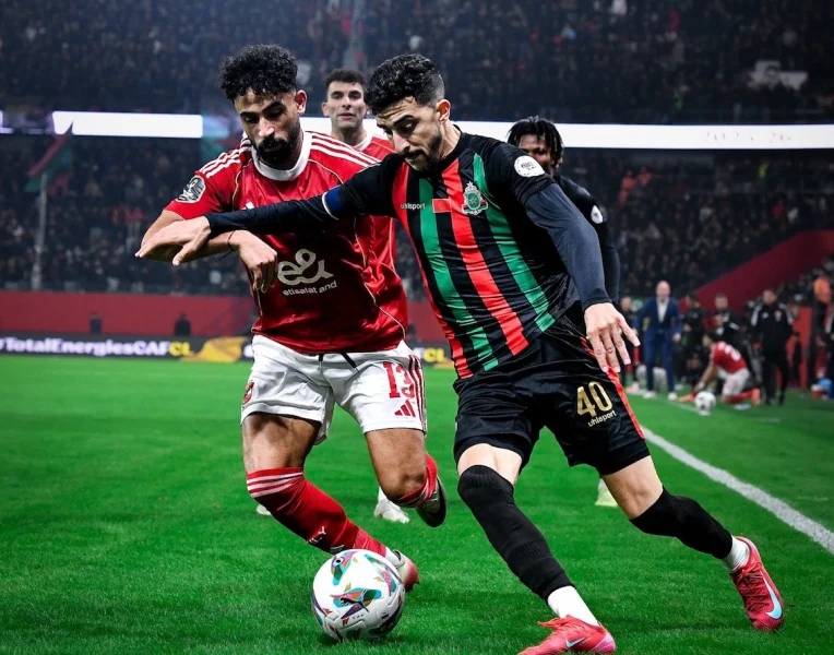 أبطال إفريقيا.. فريق الجيش الملكي يواجه الأهلي المصري في قمة حاسمة