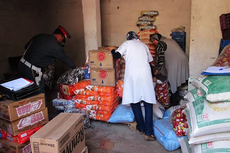 تفكيك شبكة لترويج المواد الغذائية الفاسدة بمراكش وحجز أزيد من طن من السلع