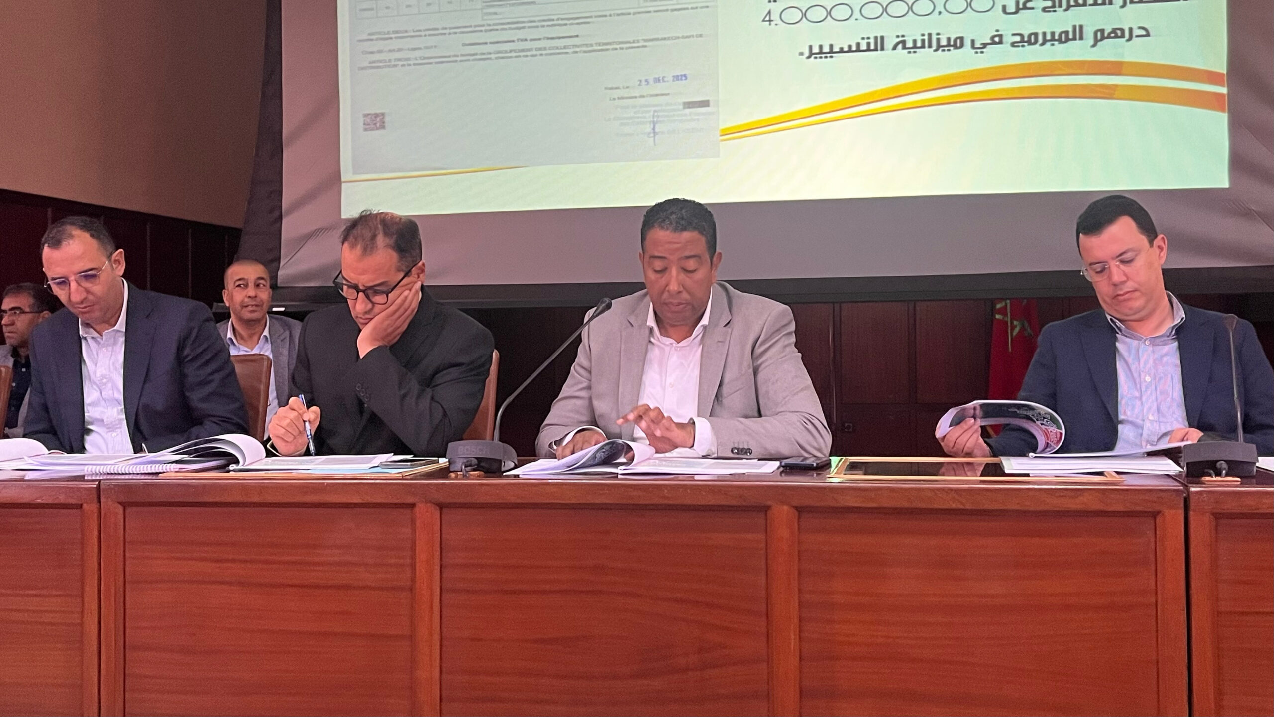 مجلس “مراكش أسفي للتوزيع” يعقد دورته العادية لتدارس ميزانية ومخططات تدبير مرافق الماء والكهرباء