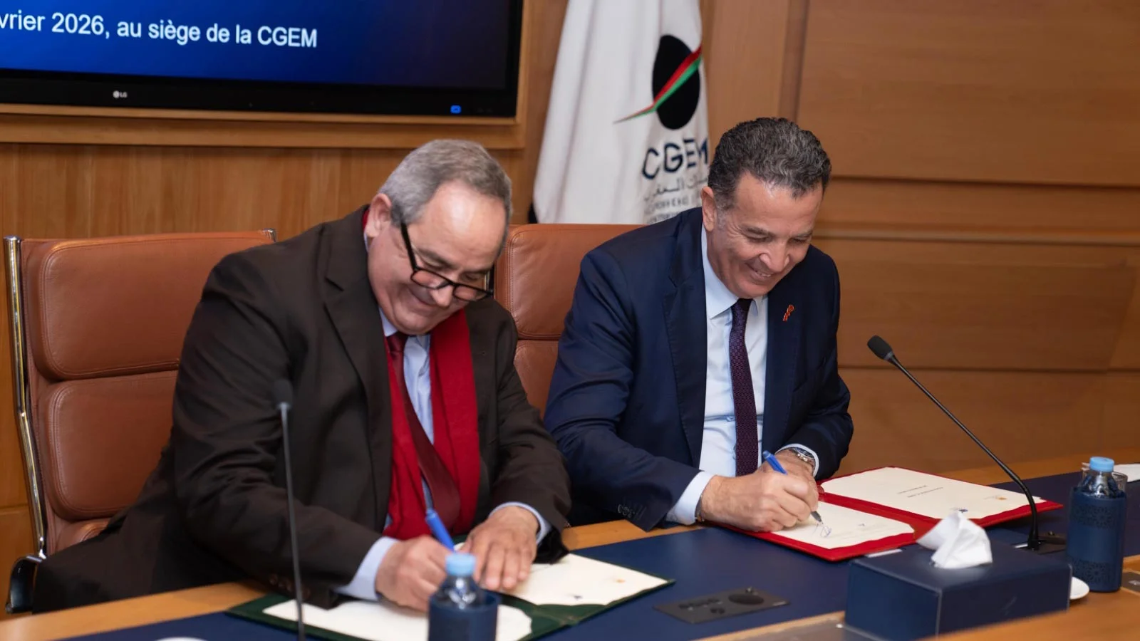 الاتحاد العام لمقاولات المغرب ووزارة التعليم العالي يوقعان اتفاقية إطار لتعزيز قابلية التشغيل وتنافسية الاقتصاد الوطني