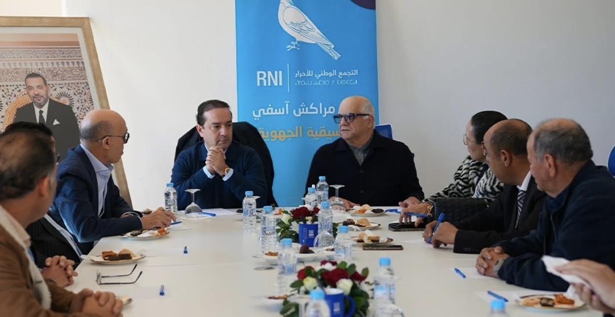 تجمعيو مراكش آسفي يبحثون رهان المؤتمر الاستثنائي في لقاء تواصلي مع محمد الشوكي
