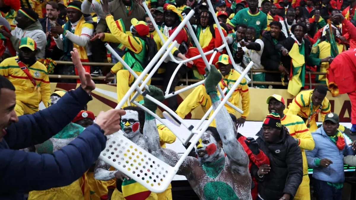 ابتدائية الرباط تصدر أحكاماً بحبس 18 مشجعاً سنغالياً على خلفية أحداث نهائي “الكان”