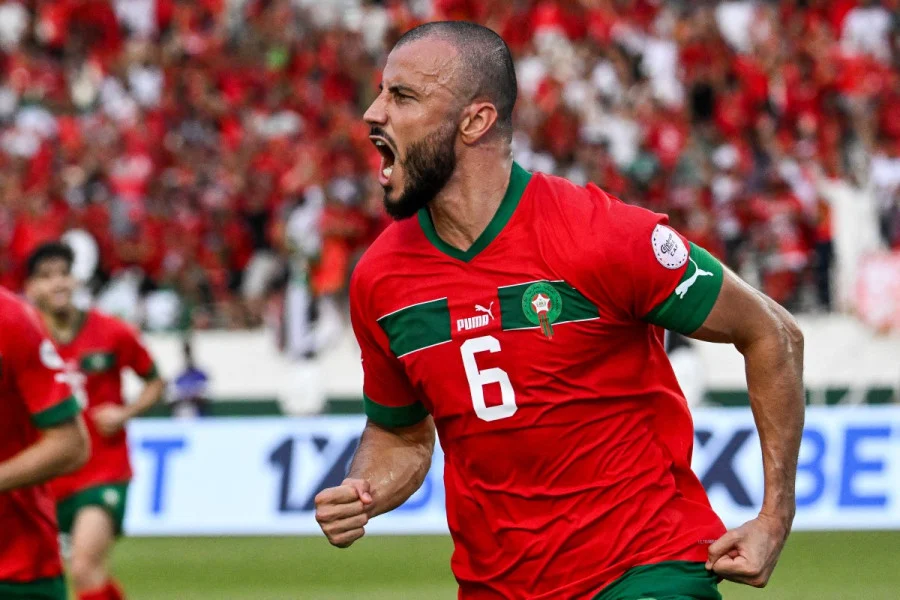 رومان سايس يعلن اعتزاله اللعب مع المنتخب الوطني