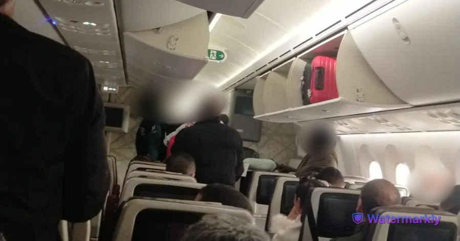 اعتصام مسافرين داخل طائرة بمطار محمد الخامس بعد إلغاء رحلتهم نحو إسطنبول